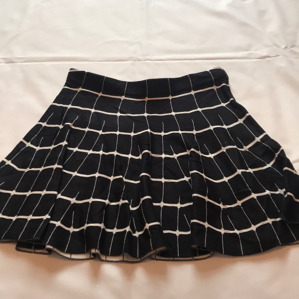 Black patterned Candies skirt Size M